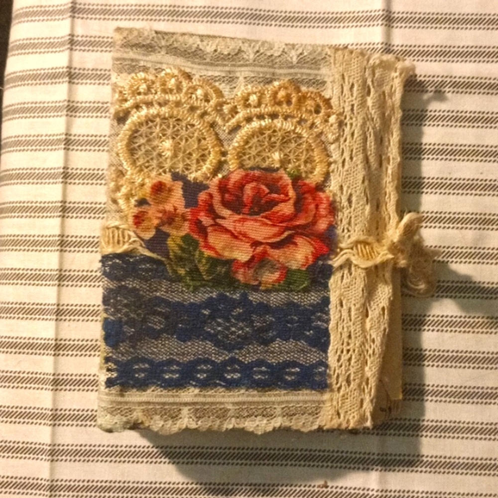Small sized junk journal for journaling and writing